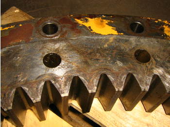 Slewing ring for Construction machinery Furukawa: picture 1
