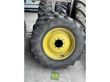 Wheel and tire package for Agricultural machinery Goodyear 16.9R30 Goodyear: picture 1