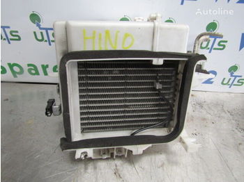 Heating/ Ventilation for Truck HEATER MATRIX: picture 1
