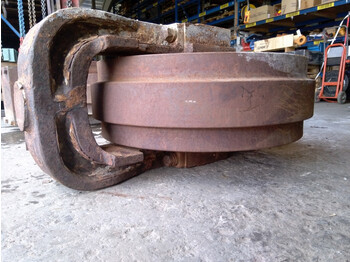 Undercarriage parts for Construction machinery Hitachi: picture 1