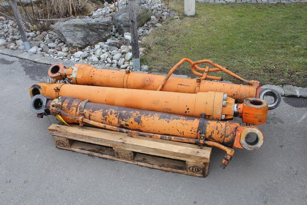 Hydraulic cylinder for Construction machinery Hitachi FH 220 LC: picture 6