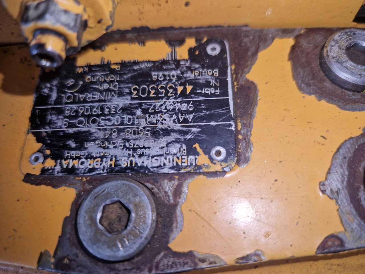 Hydraulic pump LIEBHERR A4VS6M51 9446727