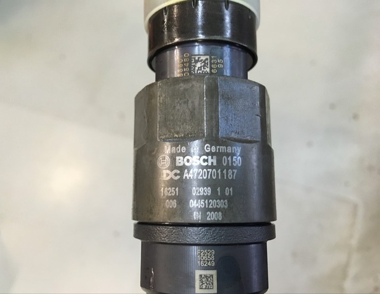 New Injector for Truck INJECTOR ACTROS MP4: picture 2