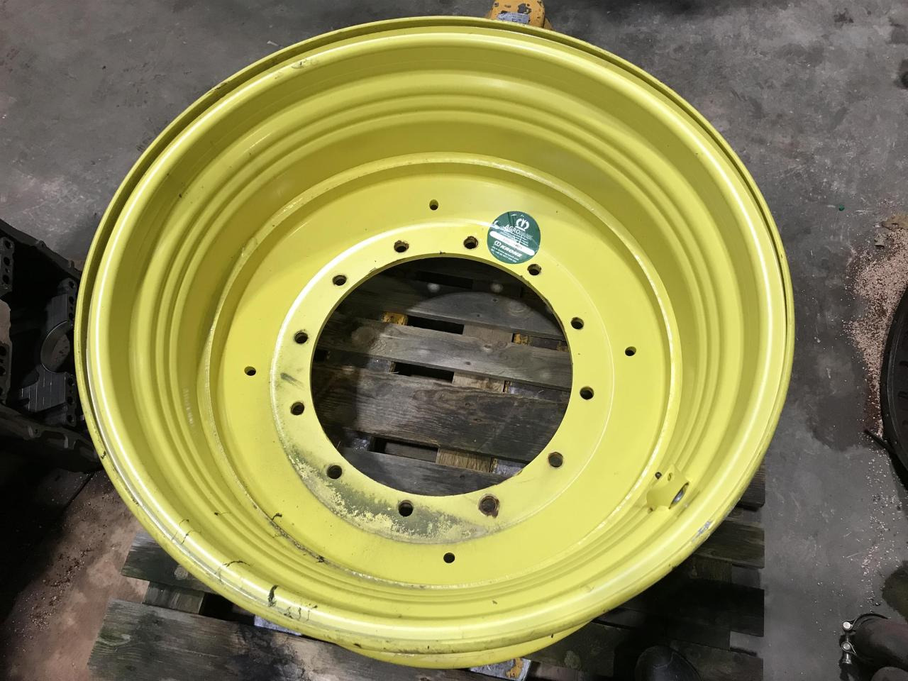 Rim for Agricultural machinery / John Deere 20x34: picture 3