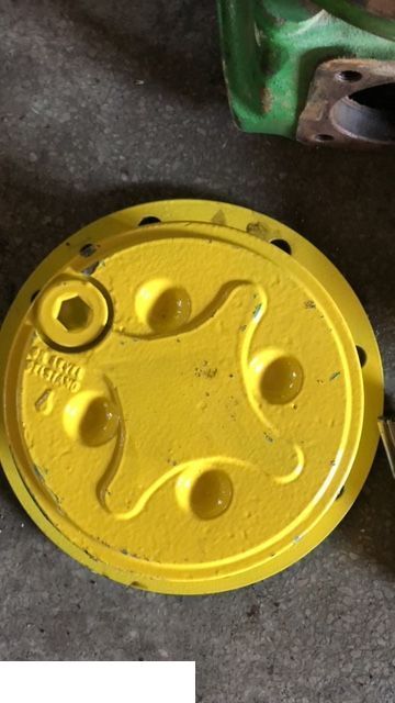 Wheel hub for Agricultural machinery John Deere 3400  - Piasta: picture 2