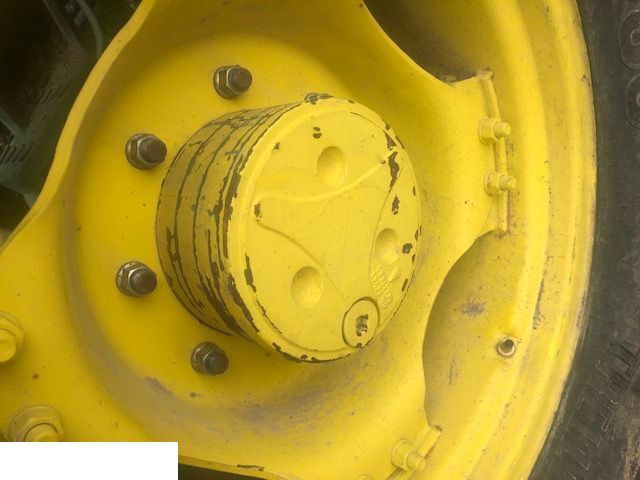 Wheel hub for Agricultural machinery John Deere 6110 - Piasta: picture 2