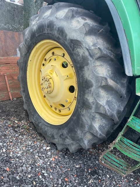 Wheel and tire package for Agricultural machinery John Deere 7700 , 7800 , 7710 , 7810 koła opony felgi Goodyear 20.8 r42 ,: picture 3