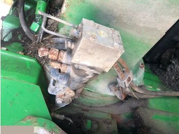 Spare parts for Agricultural machinery John Deere - Pneumatyka: picture 3