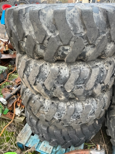 Wheel and tire package for Construction machinery Koła 365/80 R20 , 14.5-20: picture 2