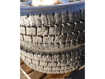 Tire for Truck Michelin 295/80 R22,5 dubbdäck: picture 1