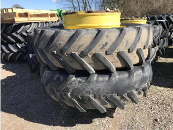 Tire for Agricultural machinery Michelin 520/85R46: picture 1