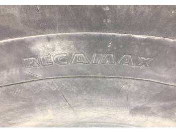 Tire for Construction machinery Michelin Recamax 23.5R25 smooth tyre: picture 3