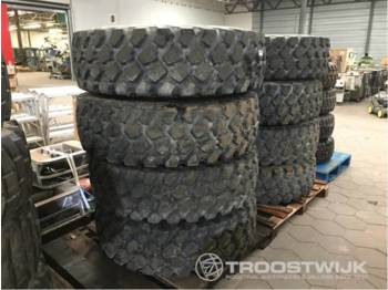 Wheels and tires for Truck Michelin X: picture 1