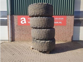 Tire for Truck Michelin banden XS 4 stuks: picture 1