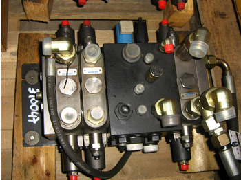 Hydraulic valve O&K