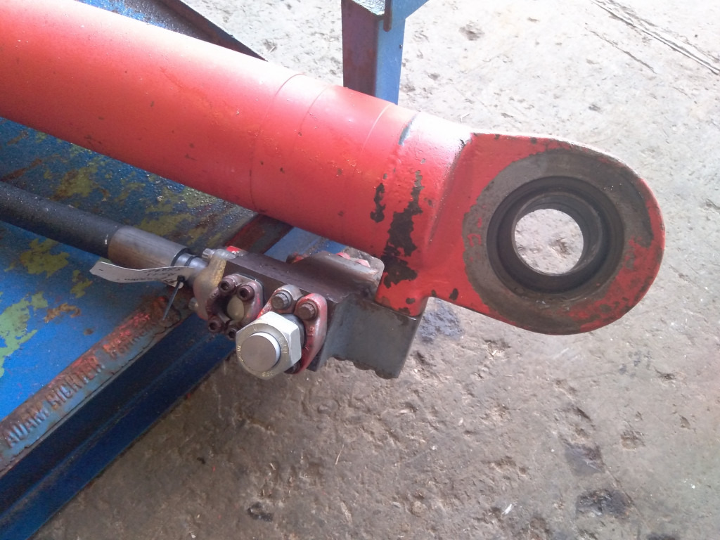 Hydraulic cylinder for Construction machinery O&K RH23 -: picture 4