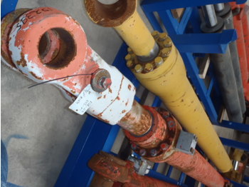 Hydraulic cylinder for Construction machinery O&K RH30E: picture 1