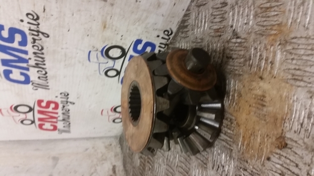 Differential gear for Farm tractor Old Stock Old Stock Rear Axle Differential Planet Gear 04301640: picture 3