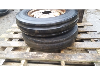 Wheel and tire package for Farm tractor Old Stock Old Stock Wheel And Tyre Pair 1a03: picture 2