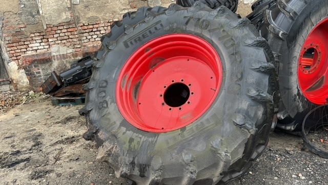 Tire for Agricultural machinery Opona pirelli 710/70 R38: picture 2