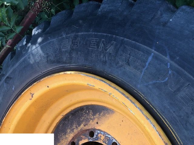 Wheel and tire package for Agricultural machinery Opony Felgi 15.5-25: picture 5