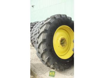 Wheels and tires for Agricultural machinery Pirelli 460/85R38 = 18.4R38: picture 1