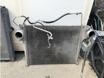 Radiator for Truck RADIATOR,INTERCOOLER,ADBLUE CONTAINER ACTROS MP4: picture 3