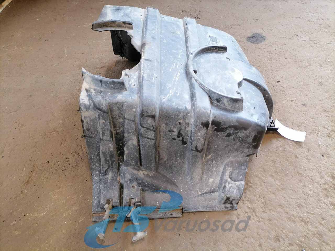 Universal part for Truck Scania Mootori põhjakaitse 1358677: picture 2