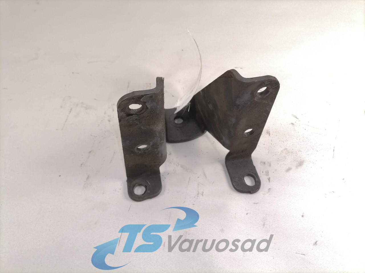 Universal part for Truck Scania Mudguard bracket 1854879: picture 2