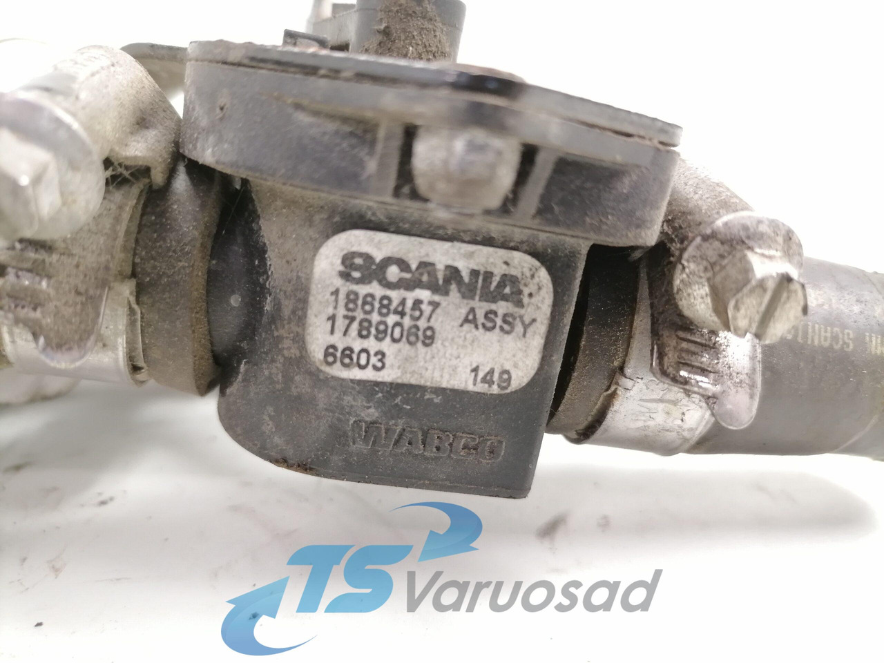 Heating/ Ventilation for Truck Scania Water valve 1868457: picture 6