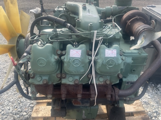 Engine for Agricultural machinery Silnik mercedes OM421 , 198kw: picture 5
