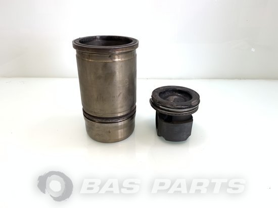 Piston/ Ring/ Bushing for Truck VOLVO Cylinder liner kit 22302063: picture 2