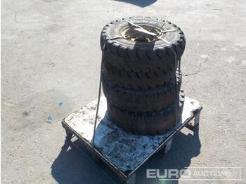 Tire Wheels to suit Forklift (4 of) / Ruedas para Carretilla Elevadora: picture 1