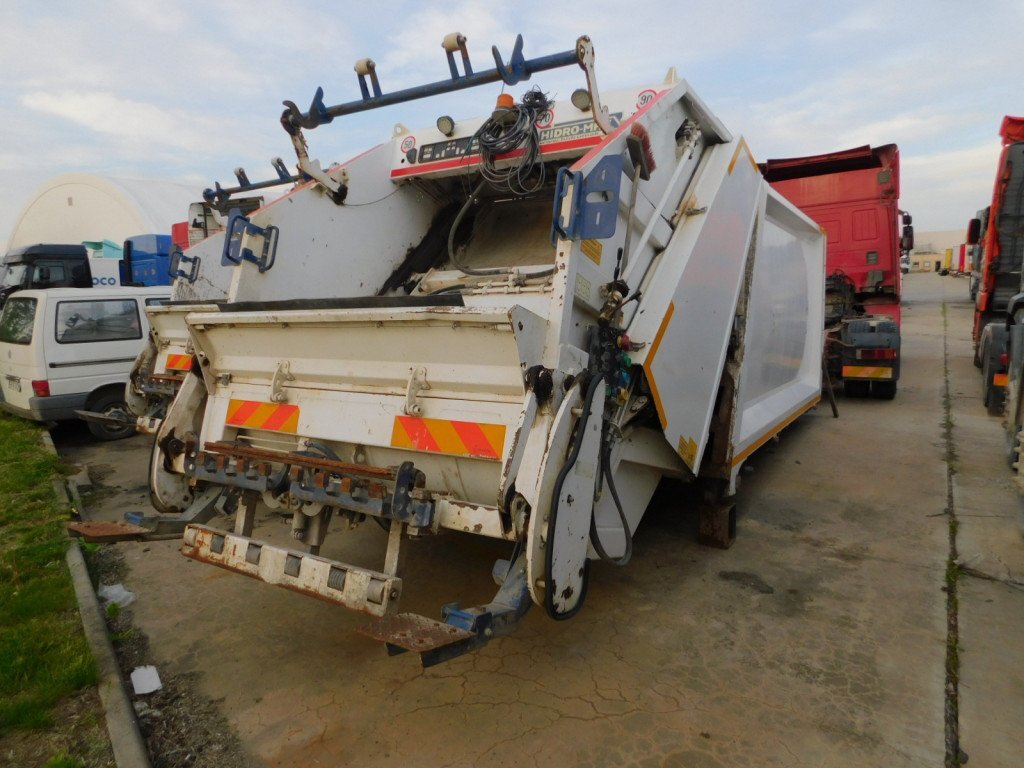 Garbage truck body Hidro mak Compactor hidro mak 15 m3: picture 3