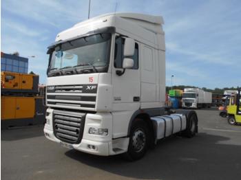 Tractor unit DAF XF105 460