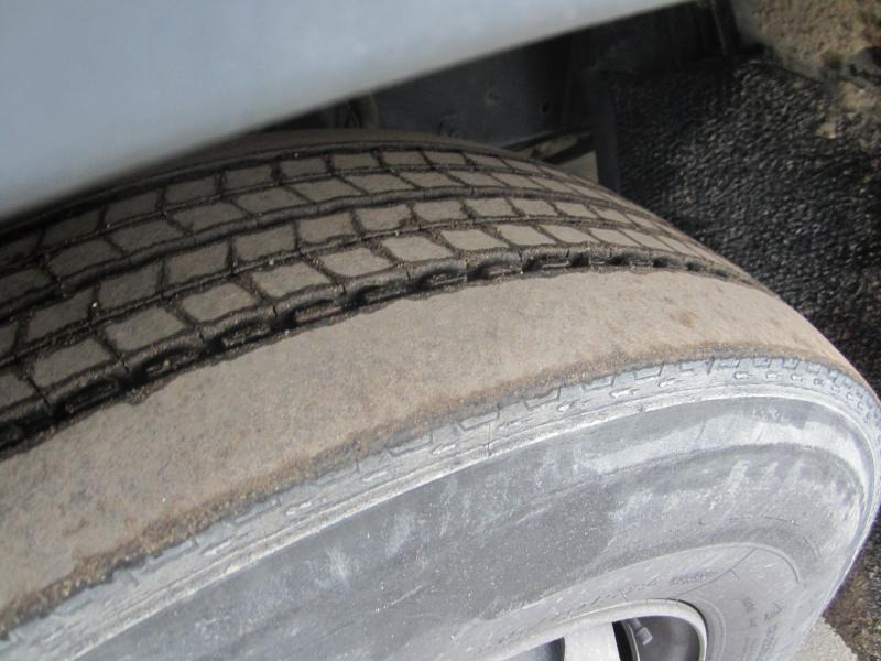 Tractor unit DAF XF105 460