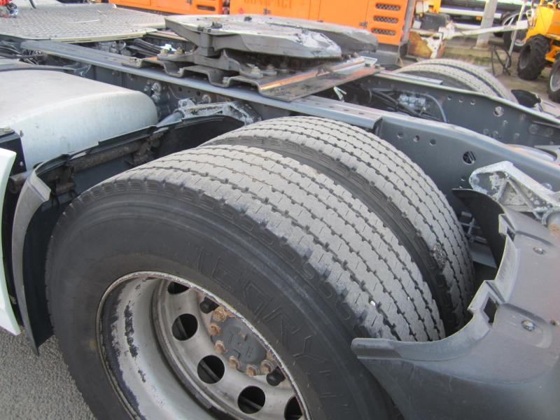 Tractor unit DAF XF105 460