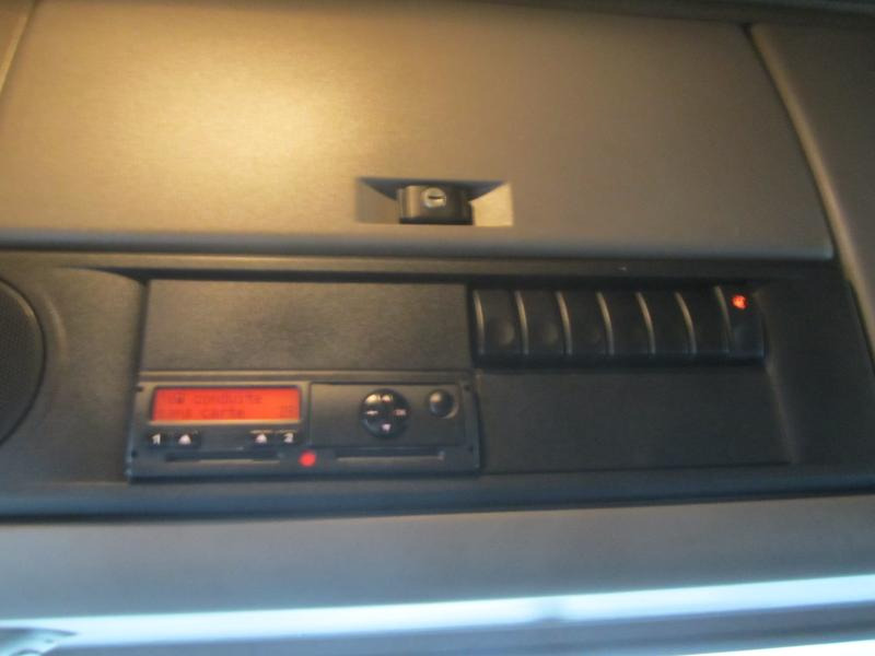 Tractor unit DAF XF105 460