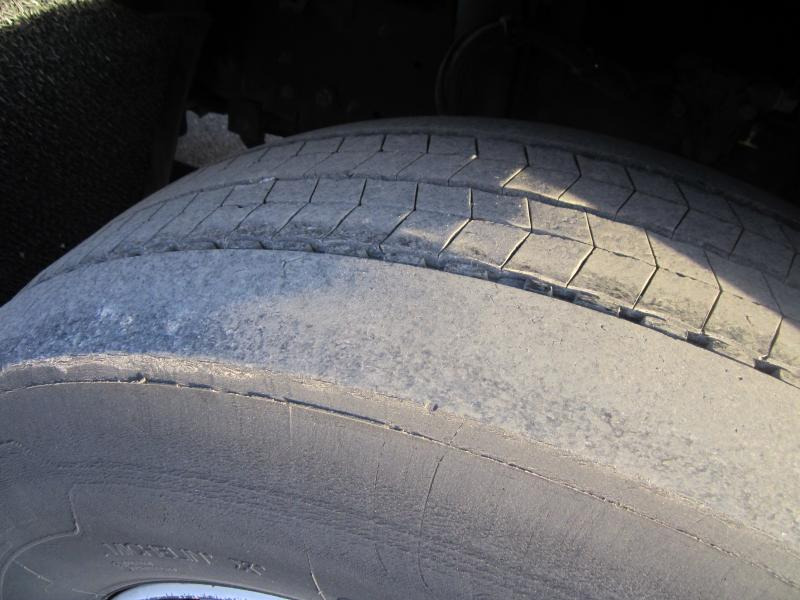 Tractor unit DAF XF105 460