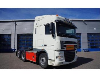 Tractor unit DAF XF105-510 Spacecab Manual Retarder 2013: picture 1