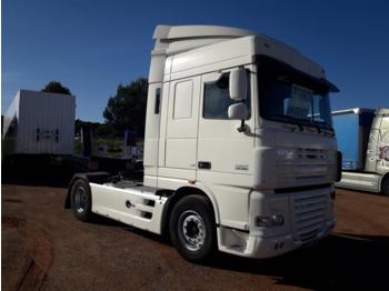 Tractor unit DAF XF105 FA XF105.460: picture 1