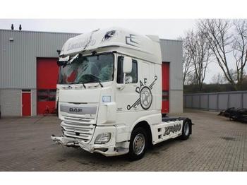 Tractor unit DAF XF106-460 / SUPER SPACECAB / AUTOMATIC / RETARDER: picture 1