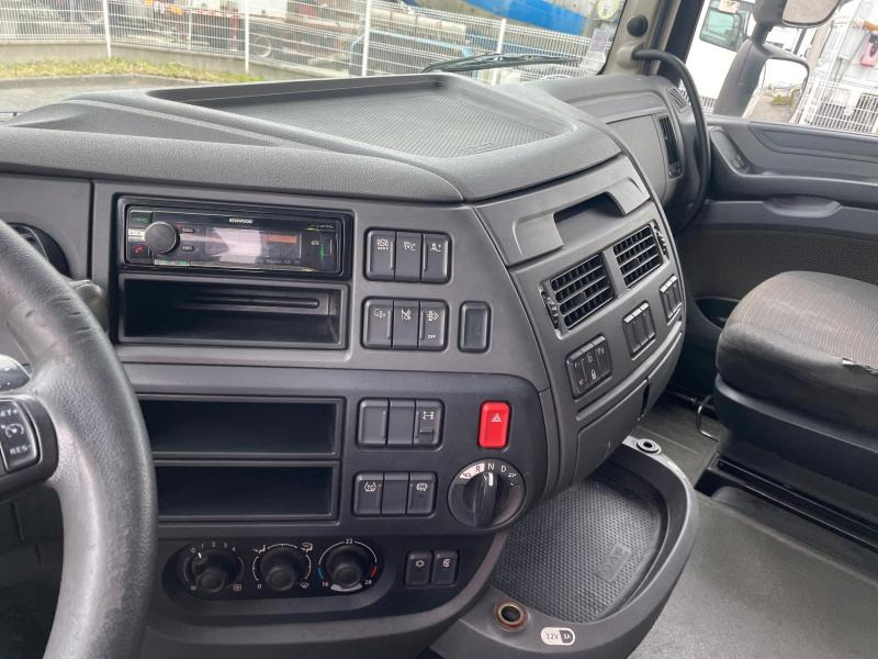 Tractor unit DAF XF460