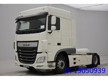Tractor unit DAF XF460 Space Cab: picture 1
