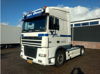 Tractor unit DAF XF95-430 4x2 Euro 3 SpaceCab 726.000km TOP! 07/2018 APK: picture 1