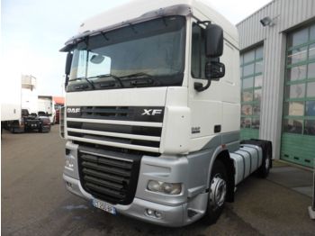 Tractor unit DAF XF 105 410, euro 5 retarder , Spacecab: picture 1