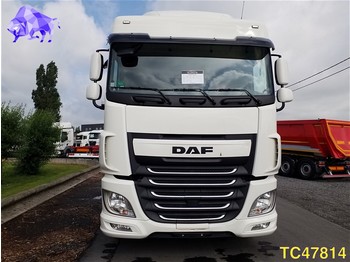 Tractor unit DAF XF 105 460 Euro 6 INTARDER