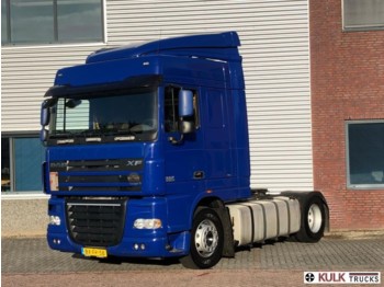 Tractor unit DAF XF 105 460 Manual ZF 16x / Space Cab: picture 1