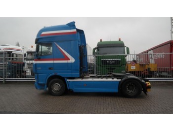 Tractor unit DAF XF 105.460 SUPER SPACECAB: picture 1
