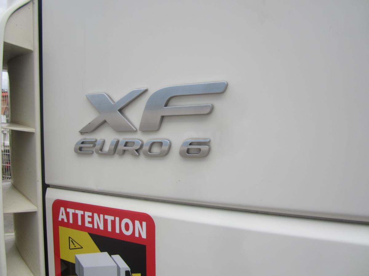 Tractor unit DAF XF 460